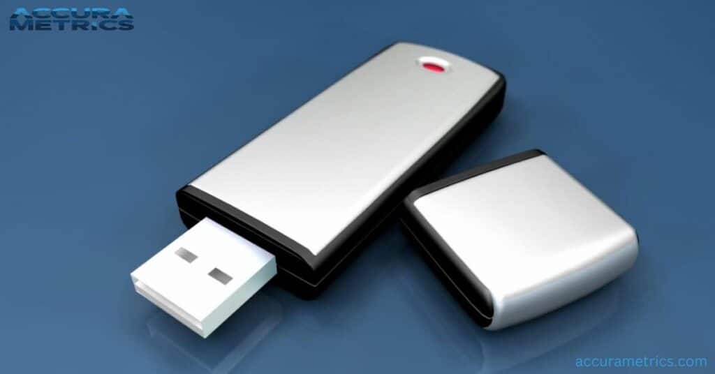 USB flash drives measuring 4 Inches