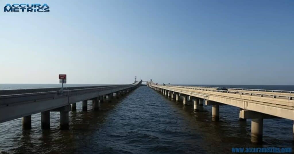 Lake Pontchartrain Causeway in Louisiana, USA, one of the longest bridges over water.